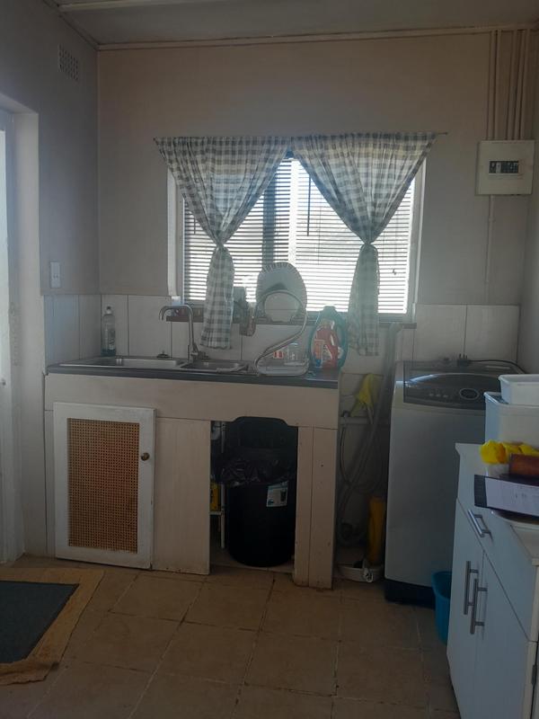 10 Bedroom Property for Sale in Hawston Western Cape